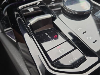 2025 BMW 530i Sedan