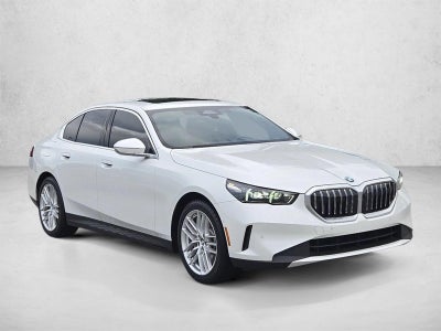 2025 BMW 530i Sedan