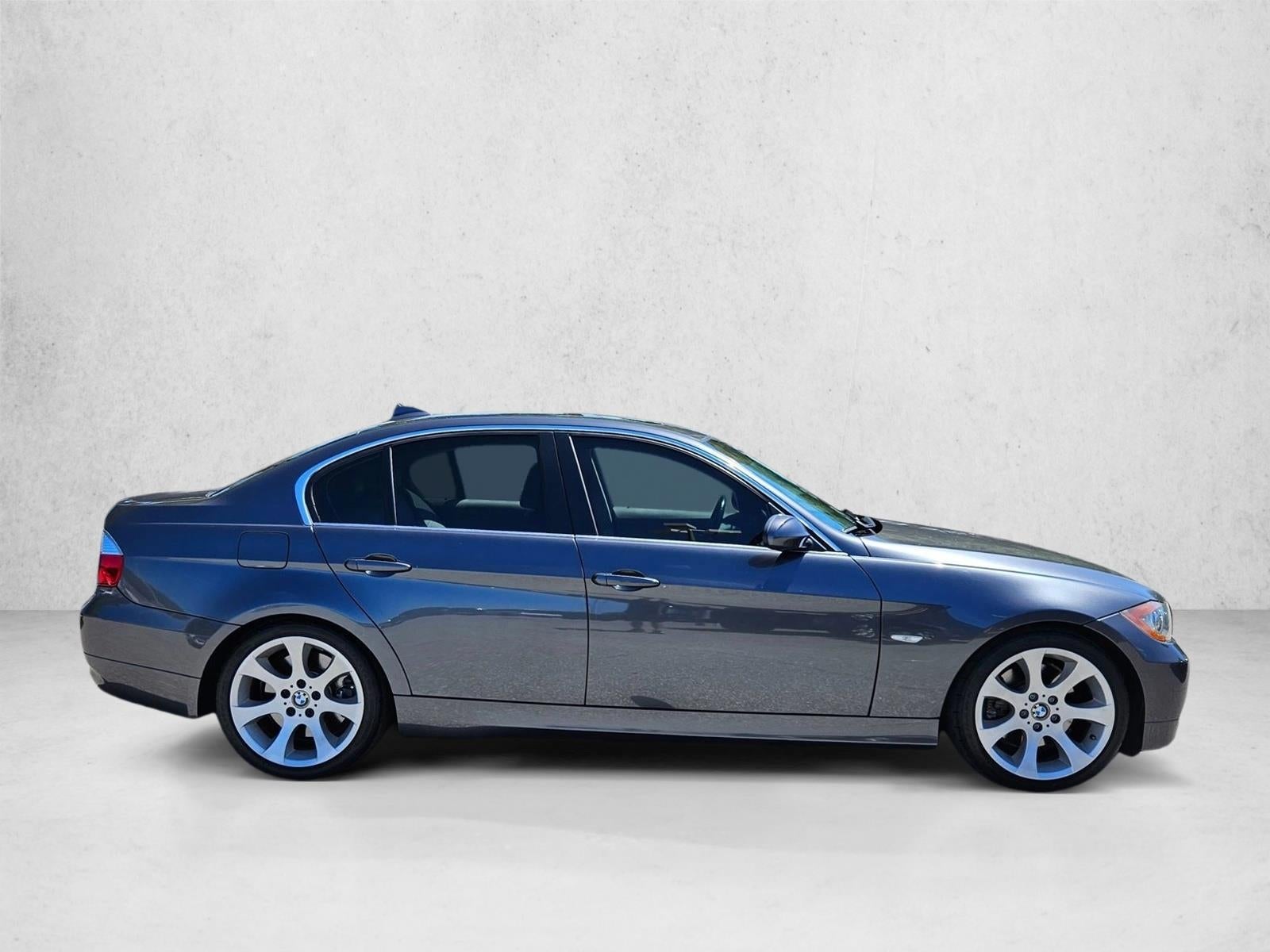 2006 BMW 330i Sedan