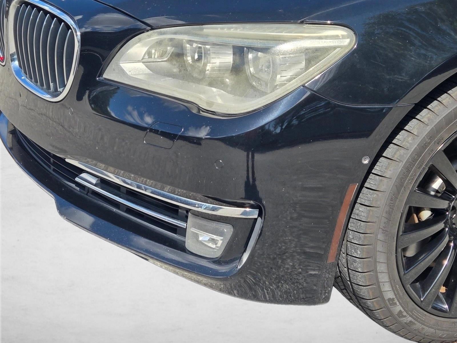 2013 BMW 750Li Sedan