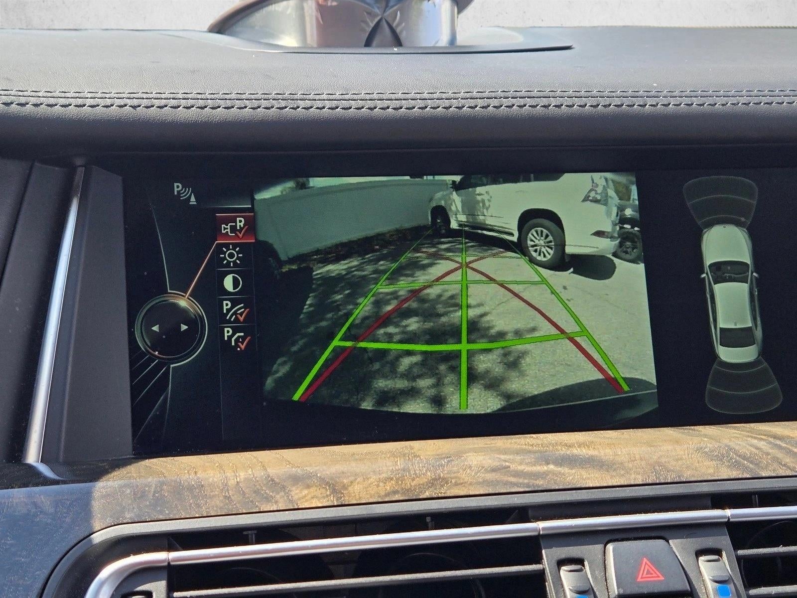 2013 BMW 750Li Sedan