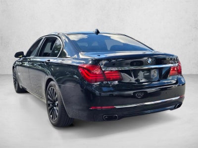 2013 BMW 750Li Sedan