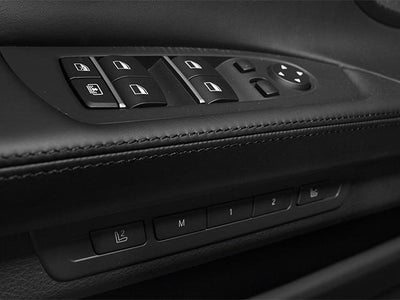 2013 BMW 750Li Sedan