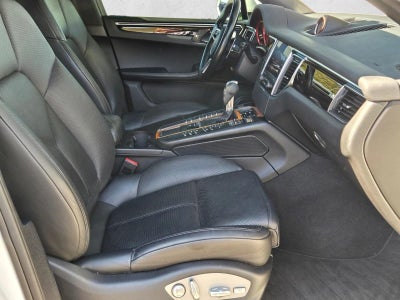 2018 Porsche Macan AWD