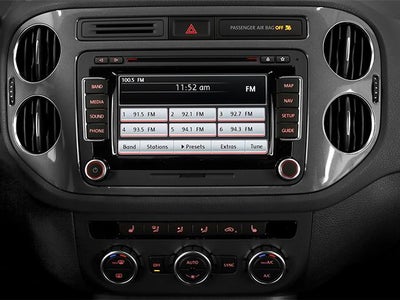 2013 Volkswagen Tiguan 2WD 4dr Auto S