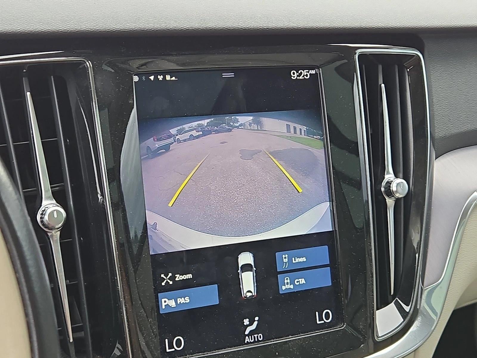 2020 Volvo V60 T5 FWD Momentum
