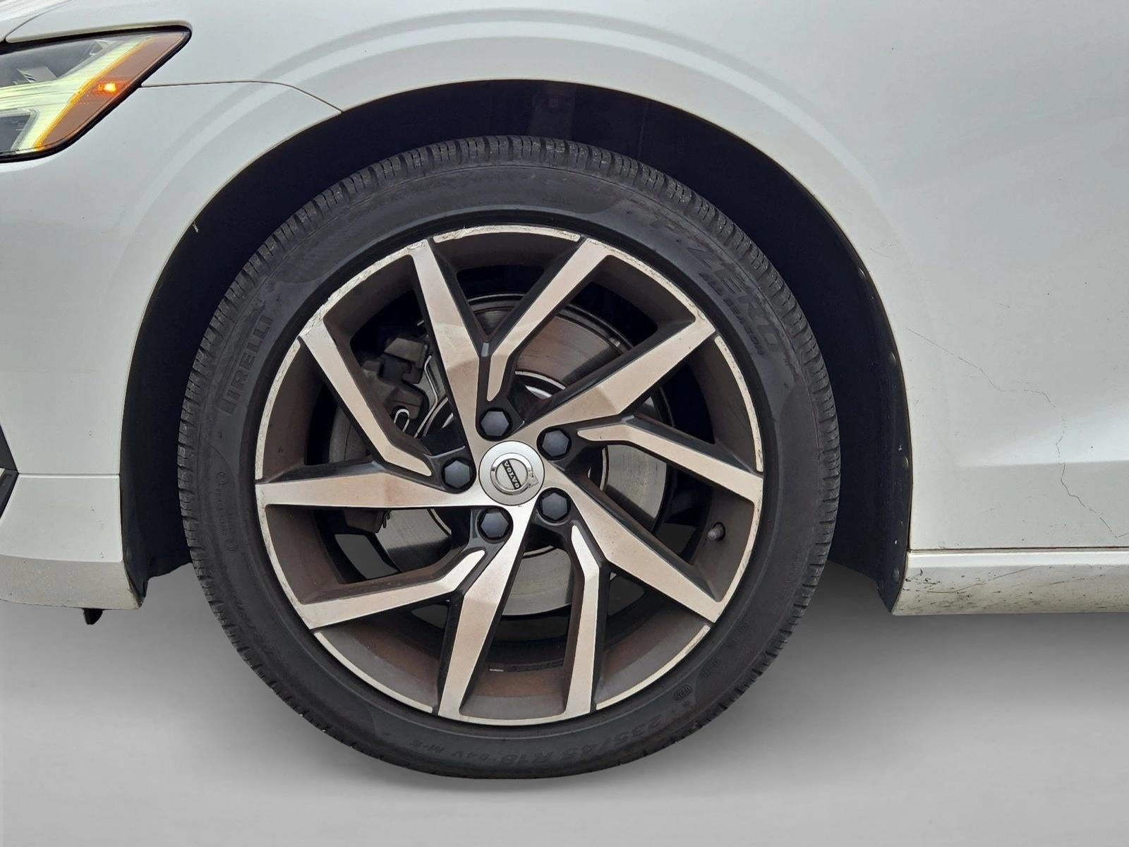 2020 Volvo V60 T5 FWD Momentum