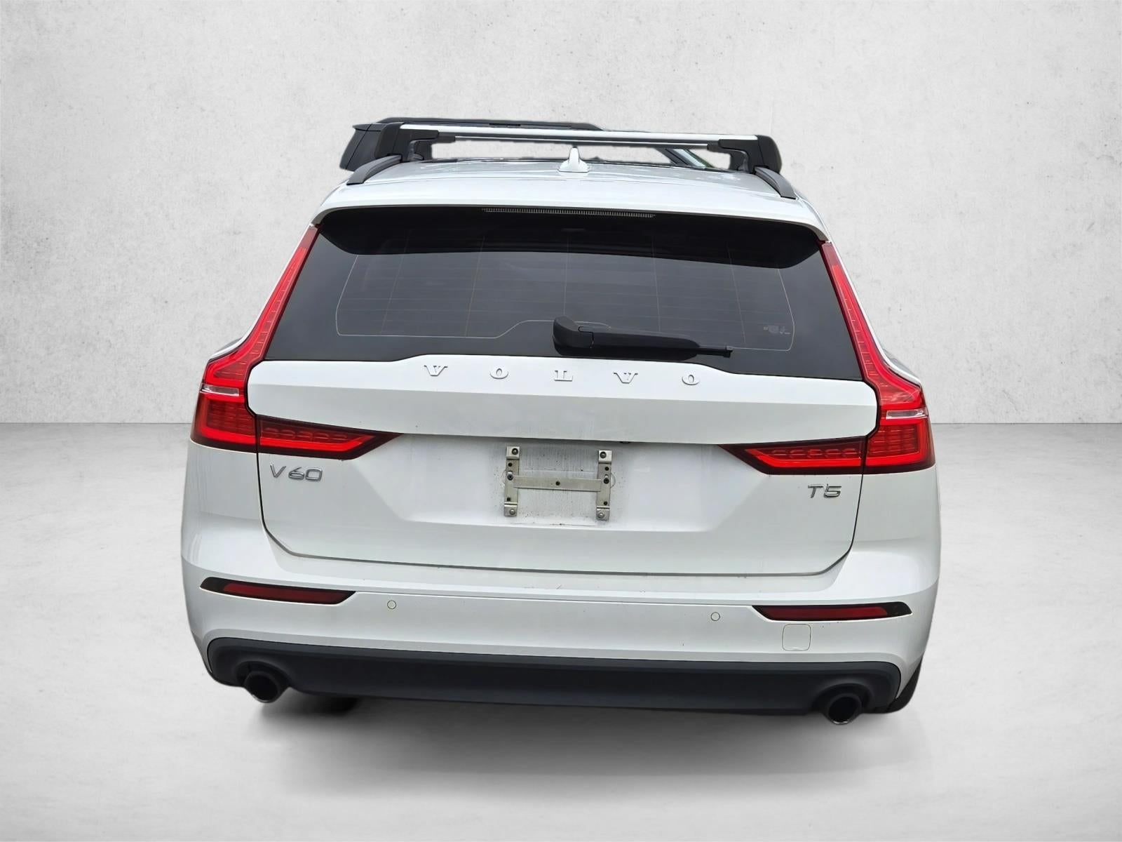 2020 Volvo V60 T5 FWD Momentum