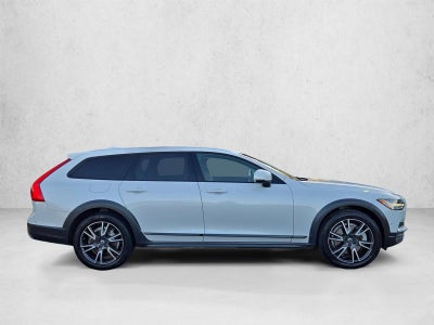 2018 Volvo V90 Cross Country T6 AWD