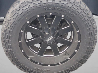 2014 RAM 1500 4WD Crew Cab 5.7 Ft Box Sport