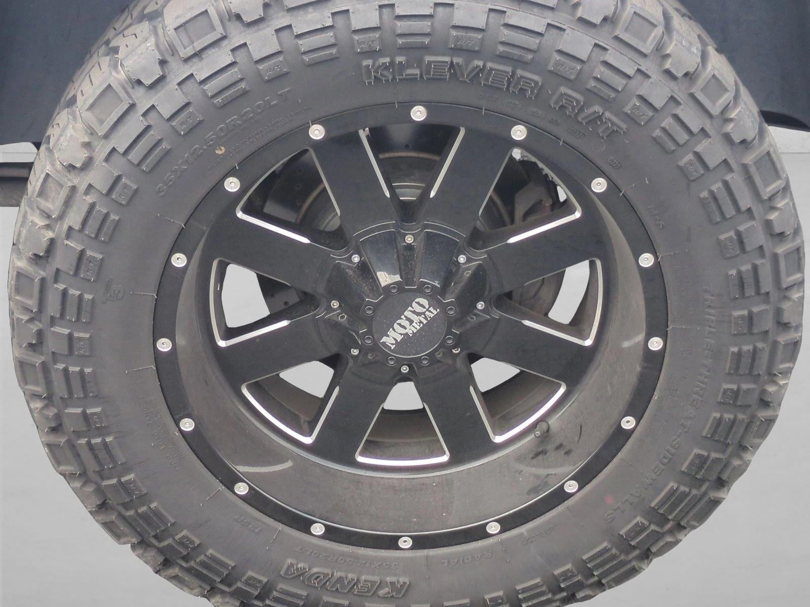 2014 RAM 1500 4WD Crew Cab 5.7 Ft Box Sport