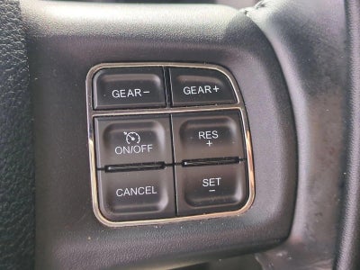 2014 RAM 1500 4WD Crew Cab 5.7 Ft Box Sport