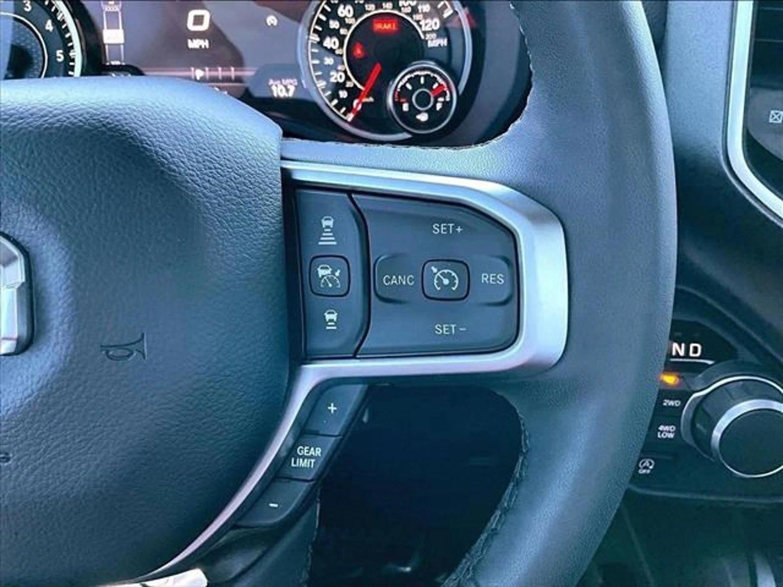 2025 RAM 1500 Big Horn 4x4 Crew Cab 5'7" Box