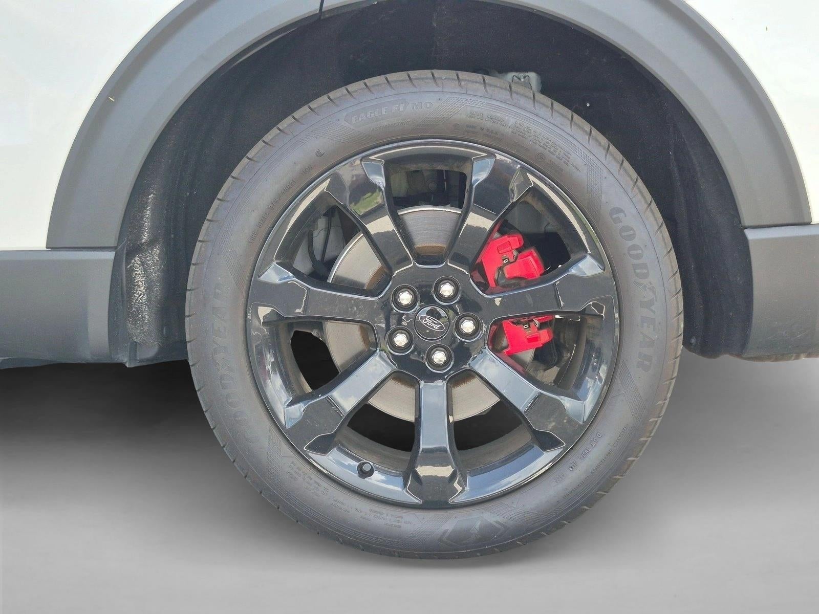 2022 Ford Explorer ST 4WD