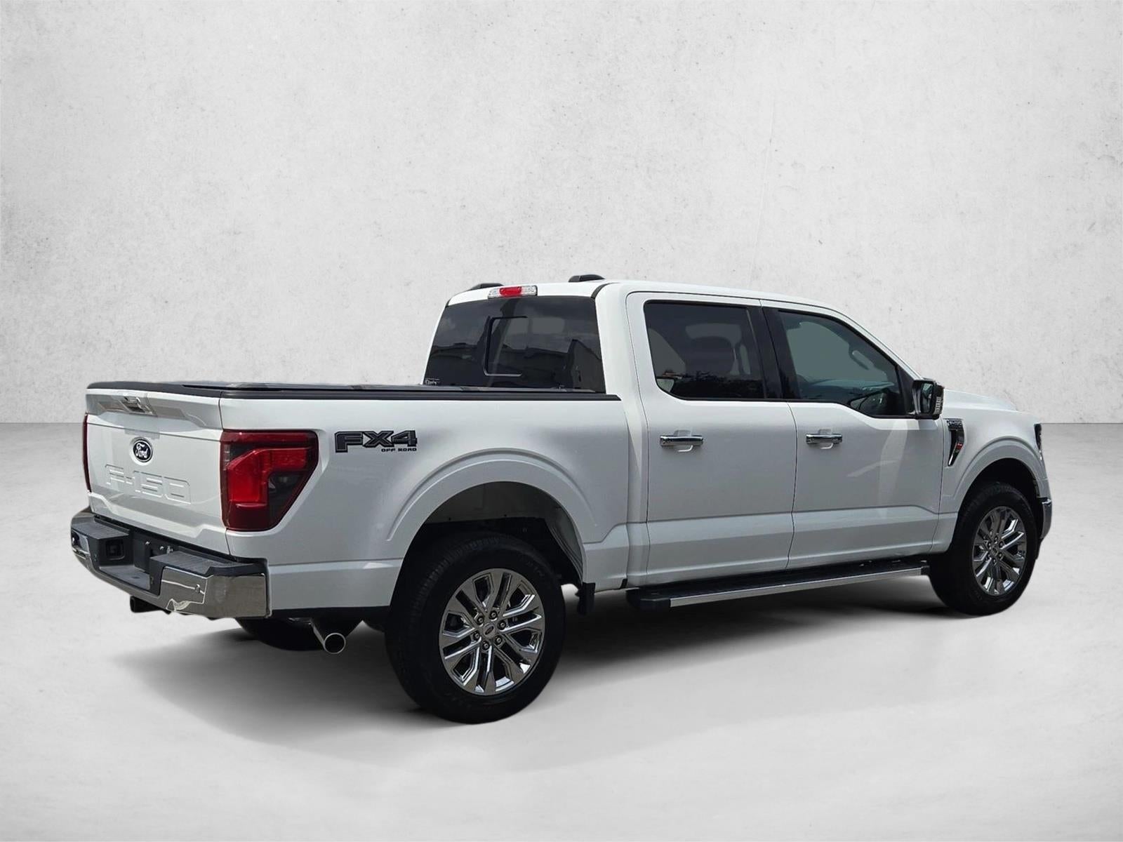 2024 Ford F-150 XLT 4WD SuperCrew 5.5' Box