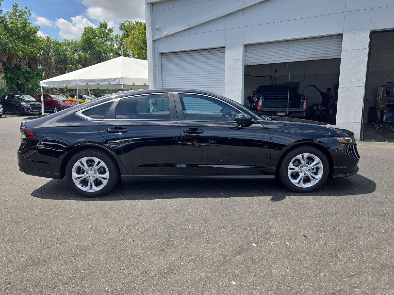 2025 Honda Accord Sedan LX CVT