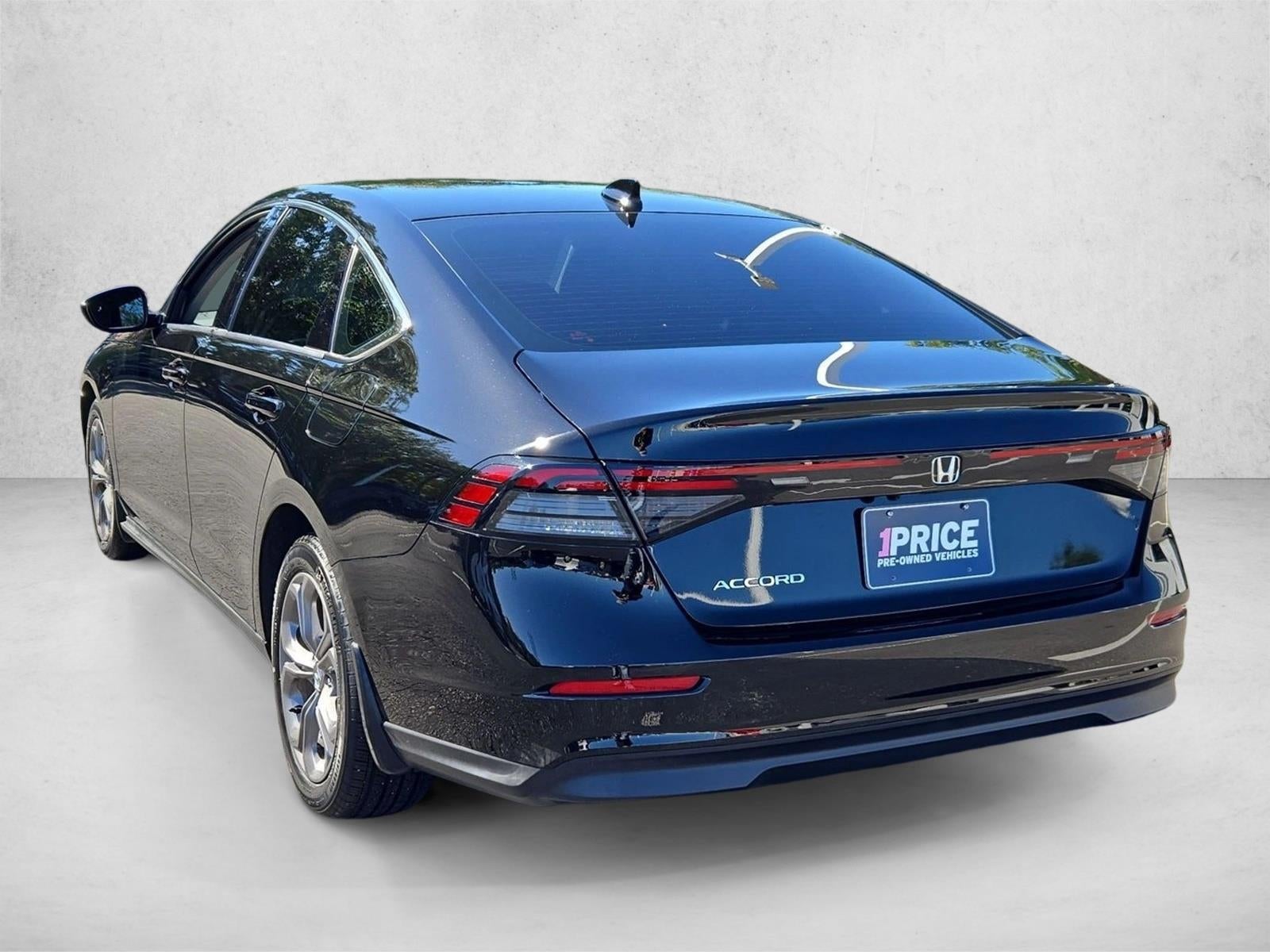 2024 Honda Accord Sedan EX CVT