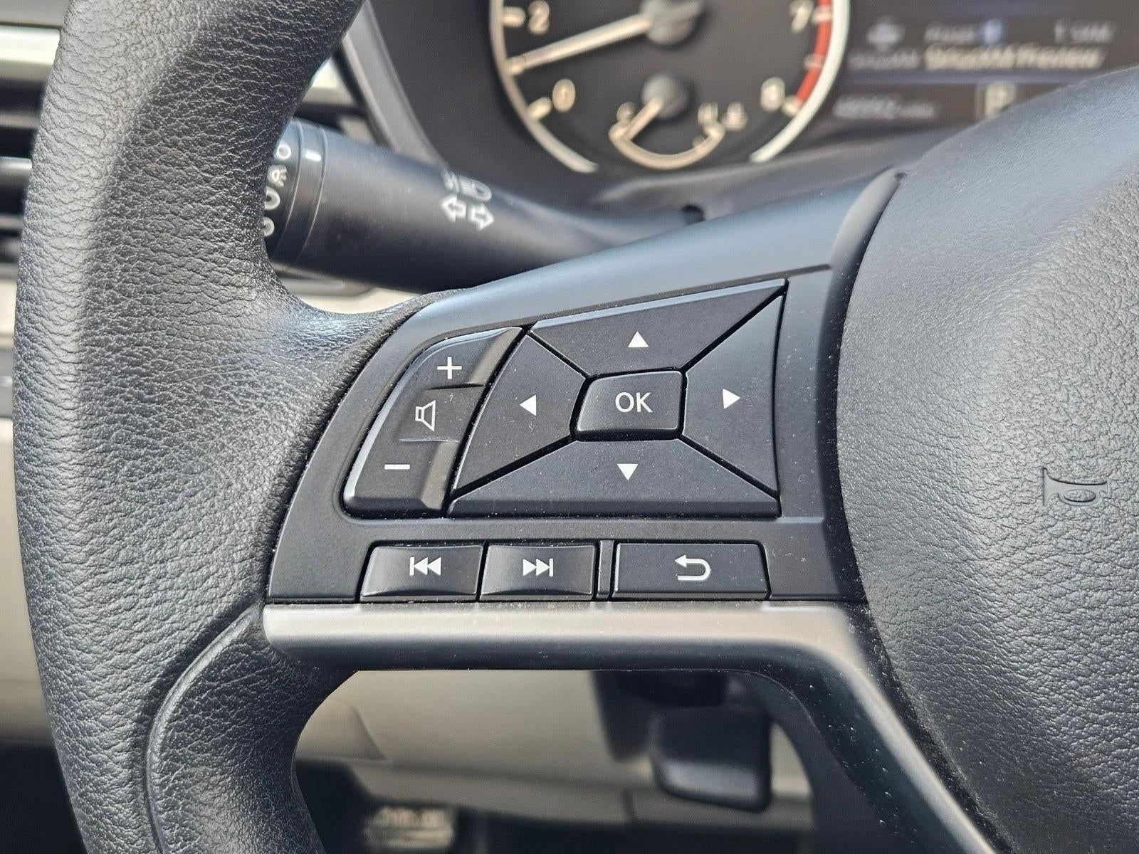 2025 Nissan Altima SV FWD