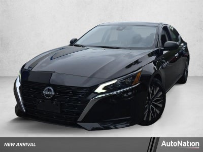 2025 Nissan Altima SV FWD