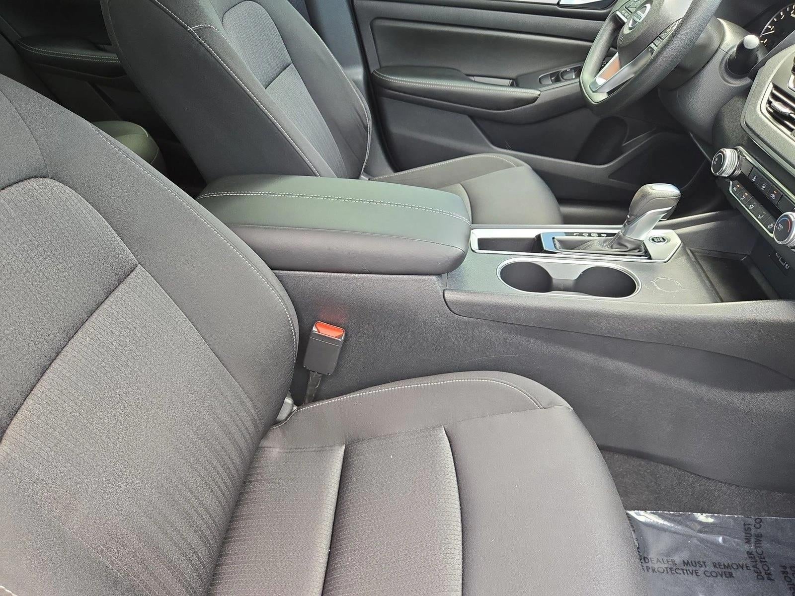 2022 Nissan Altima 2.5 SV Sedan