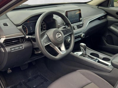2025 Nissan Altima SV FWD