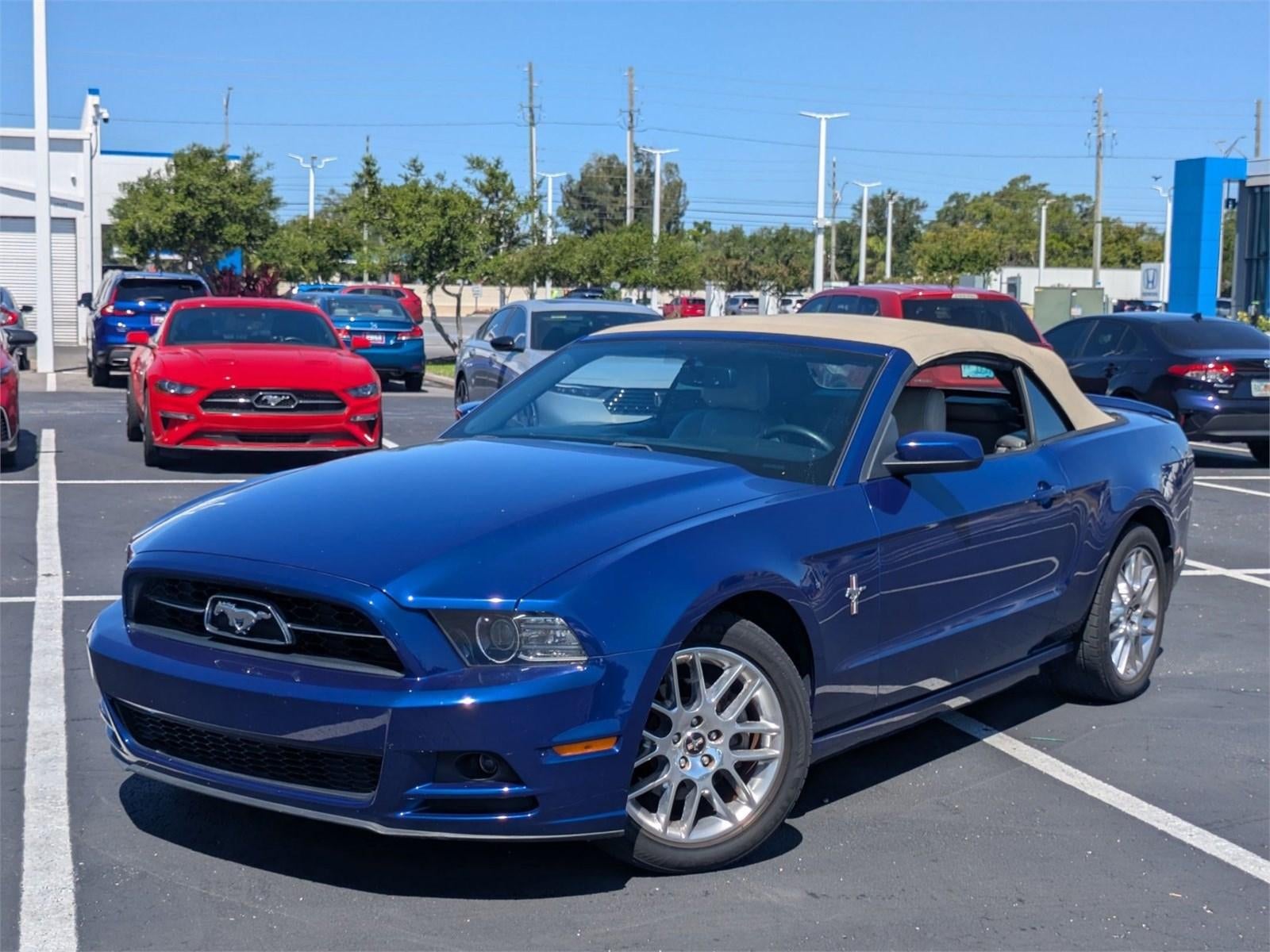2014 Ford Mustang 2dr Conv V6 Premium