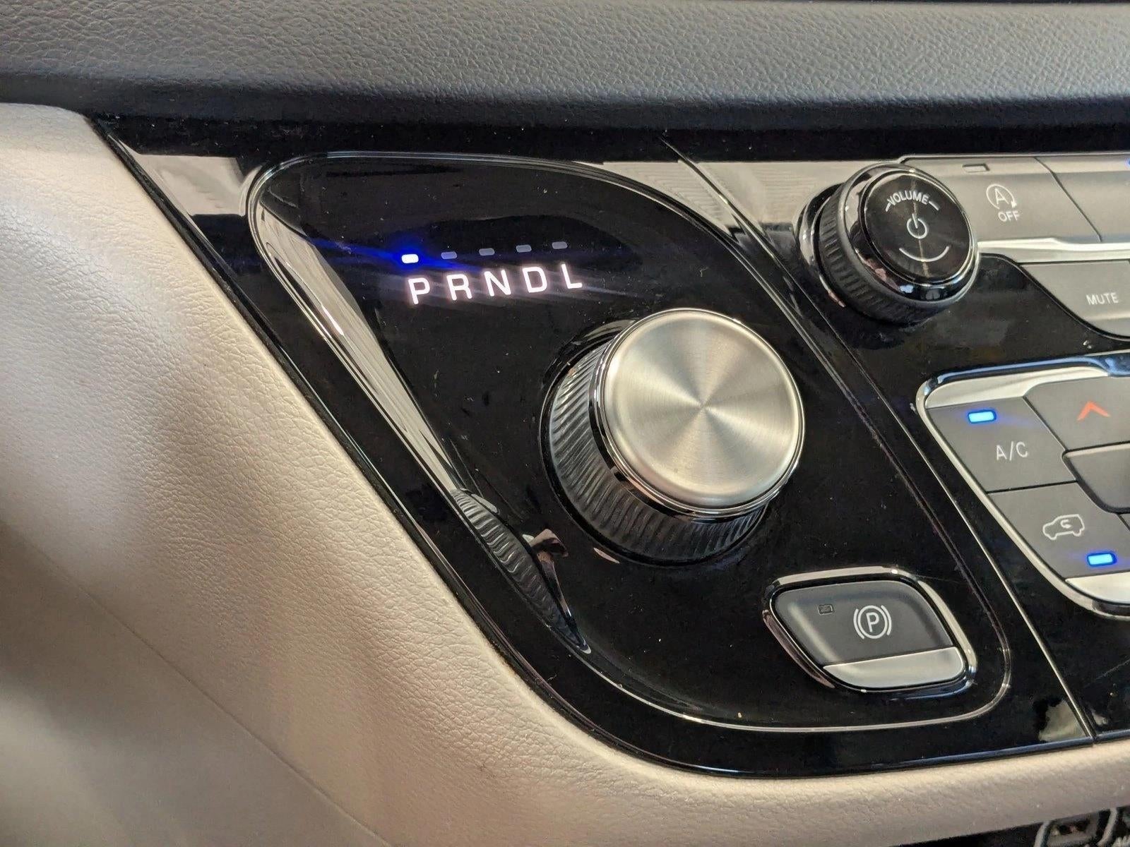 2022 Chrysler Pacifica Touring L FWD