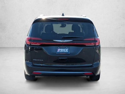 2022 Chrysler Pacifica Touring L FWD