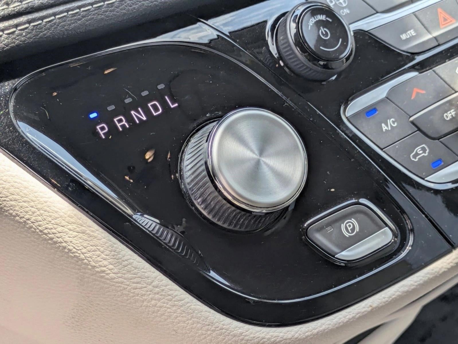 2021 Chrysler Pacifica Touring L FWD