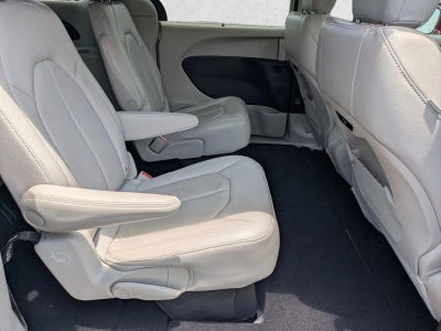 2021 Chrysler Pacifica Touring L FWD