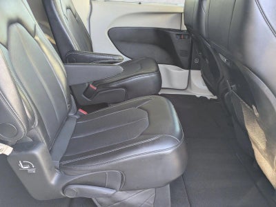 2024 Chrysler Pacifica Touring L FWD