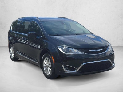 2018 Chrysler Pacifica Touring L FWD