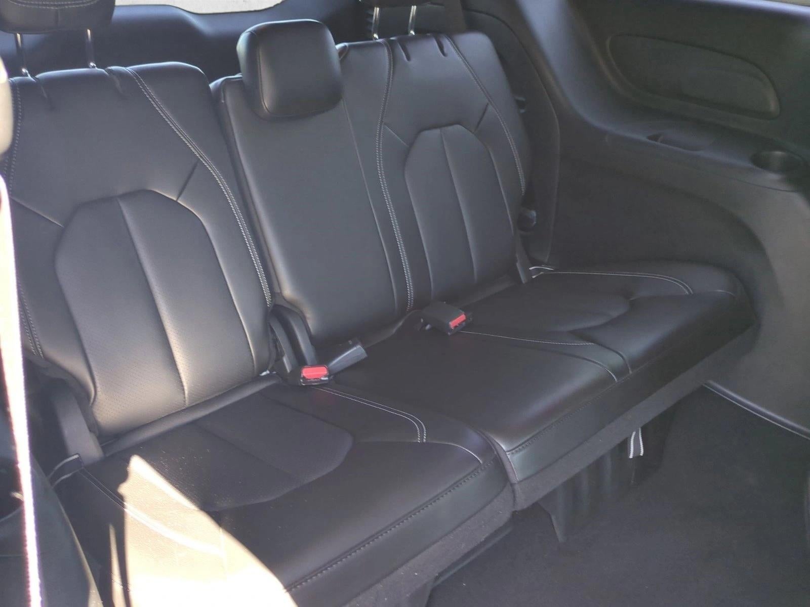 2023 Chrysler Pacifica Touring L FWD