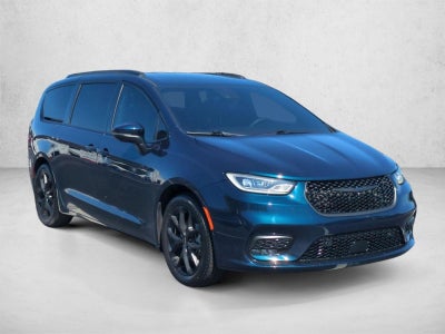 2023 Chrysler Pacifica Touring L FWD