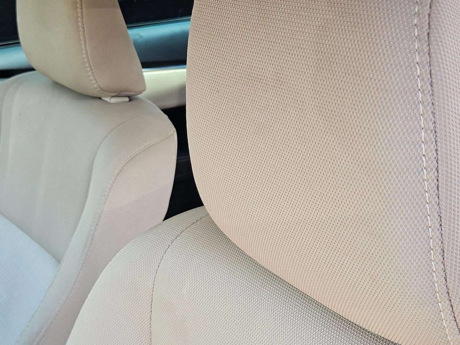 2016 Toyota Corolla 4dr Sdn CVT Auto LE (Natl)