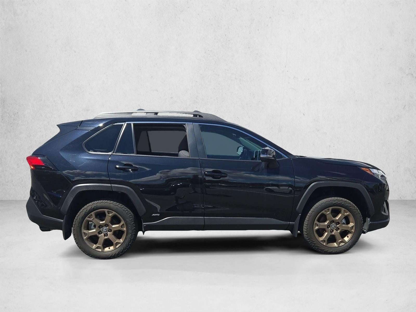 2025 Toyota RAV4 Hybrid Woodland AWD (Natl)