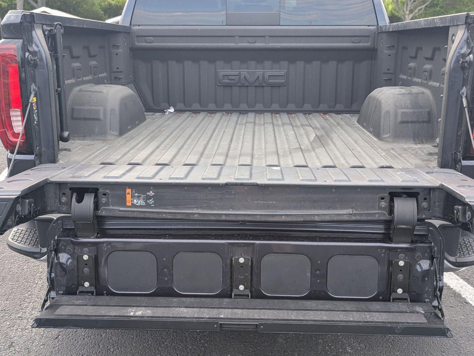 2023 GMC Sierra 1500 Crew Cab Short Box 4-Wheel Drive SLT