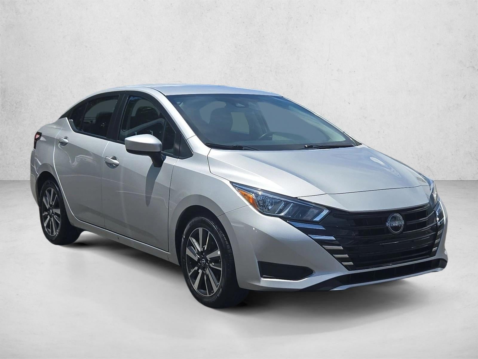 2024 Nissan Versa SV CVT