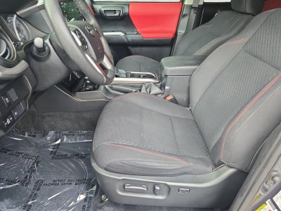 2022 Toyota Tacoma 2WD 2WD SR5 Double Cab 5' Bed V6 AT (GS)