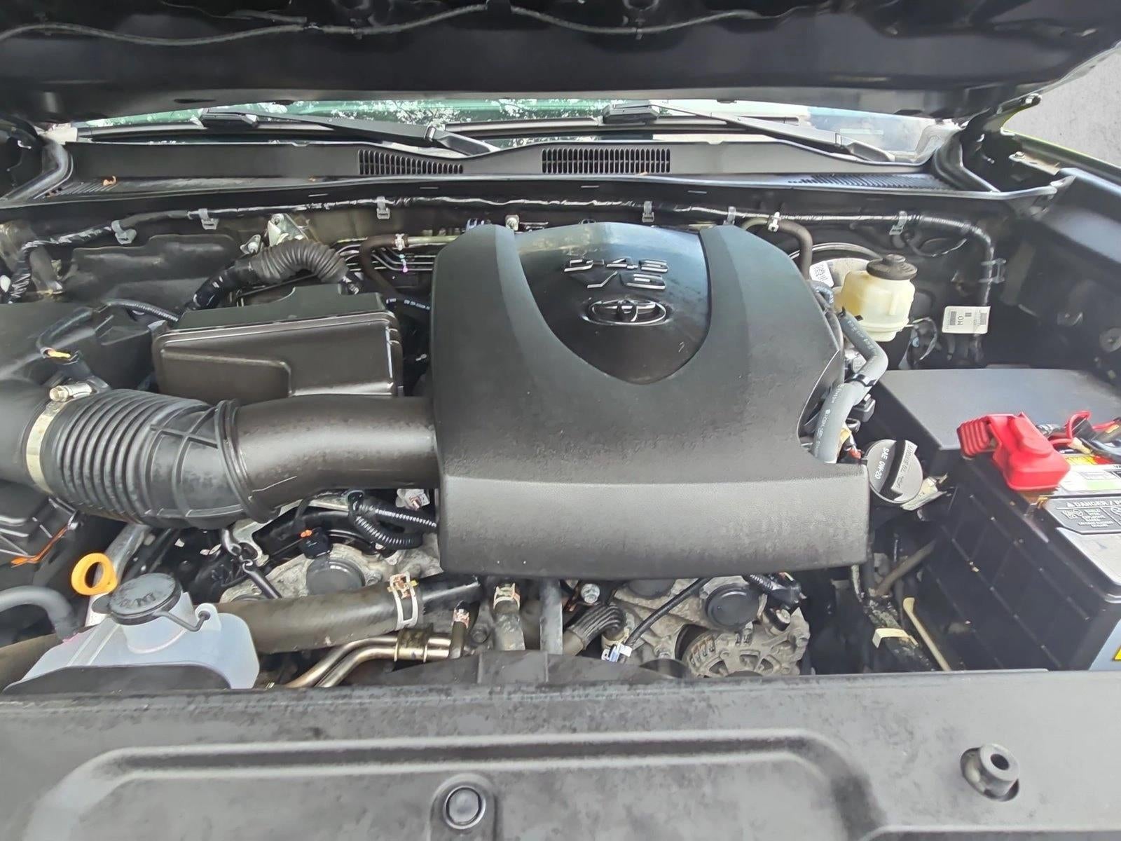 2022 Toyota Tacoma 2WD 2WD SR5 Double Cab 5' Bed V6 AT (GS)
