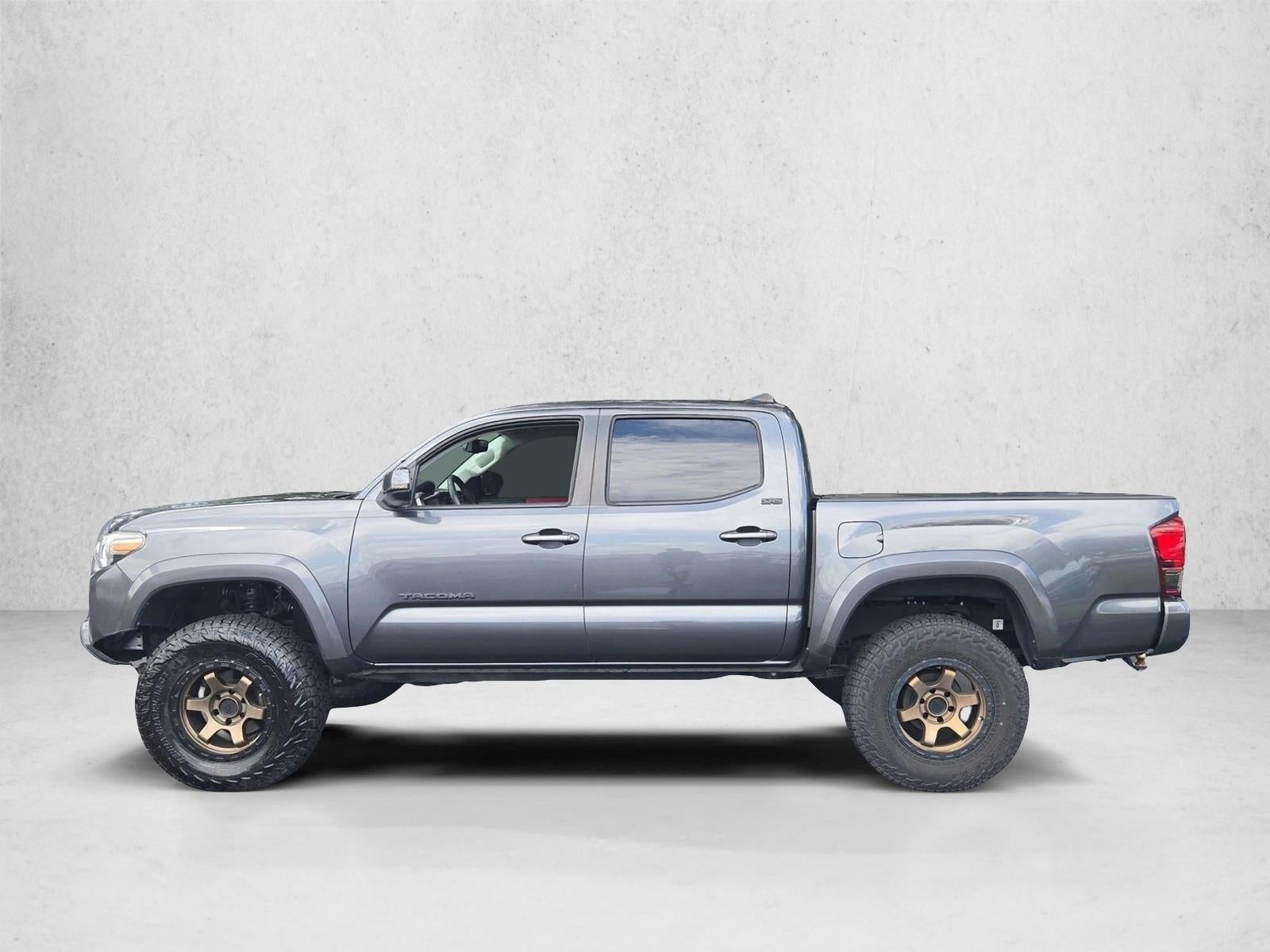 2022 Toyota Tacoma 2WD 2WD SR5 Double Cab 5' Bed V6 AT (GS)