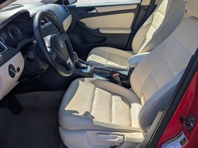 2012 Volkswagen Jetta 4dr Auto SE with Convenience & Sunroof PZEV Sedan
