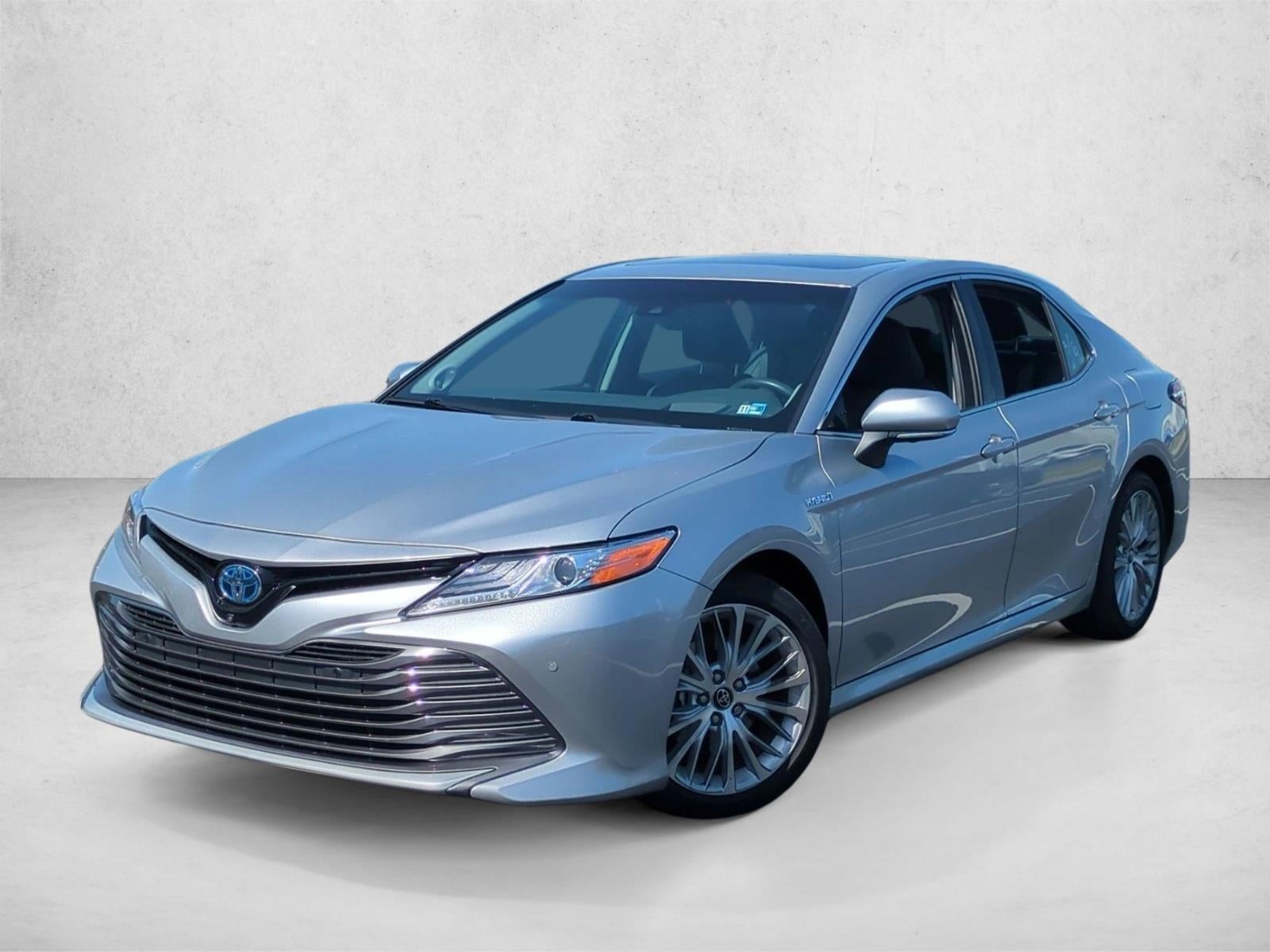 2018 Toyota Camry Hybrid XLE CVT (Natl)