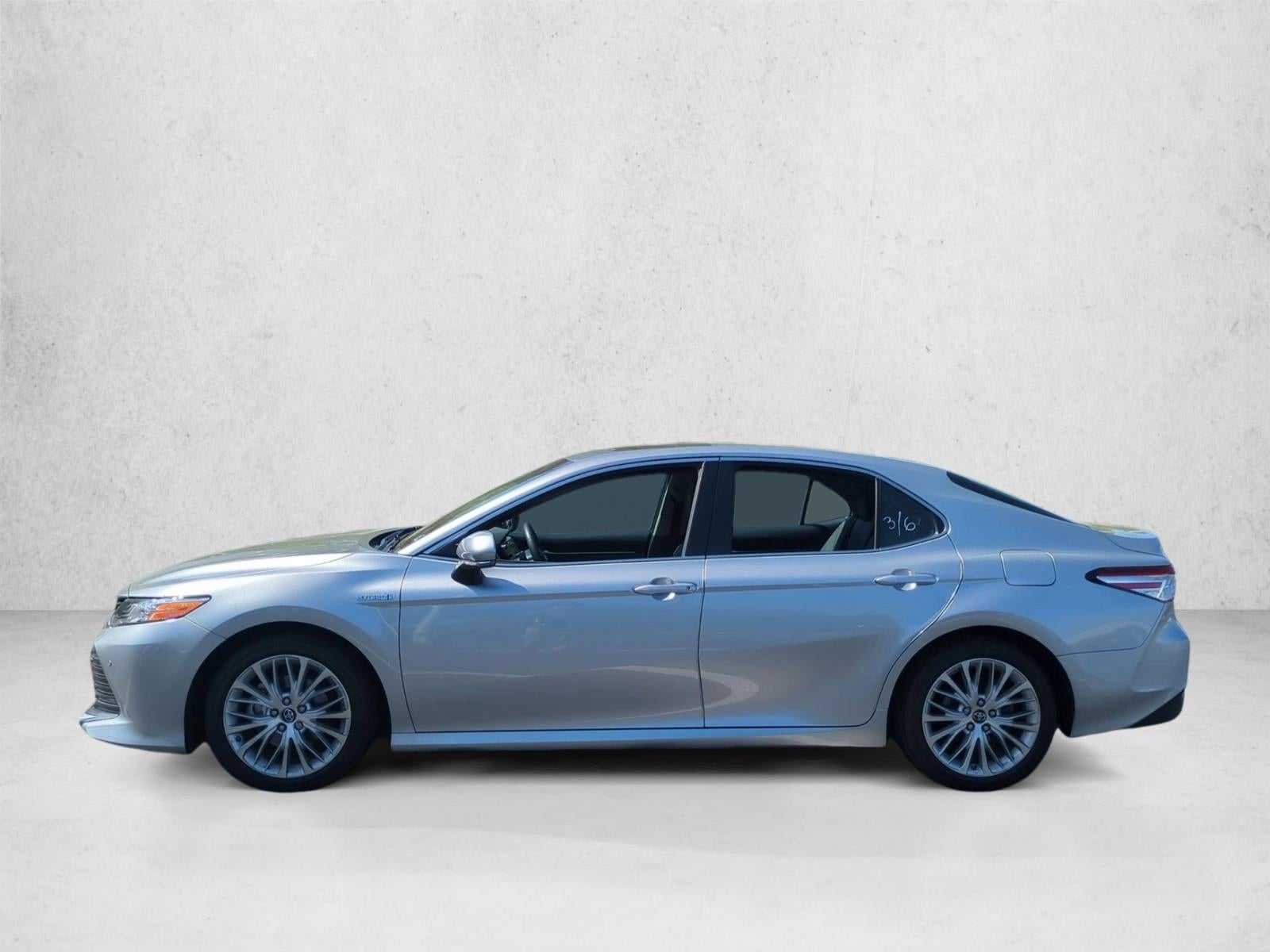 2018 Toyota Camry Hybrid XLE CVT (Natl)