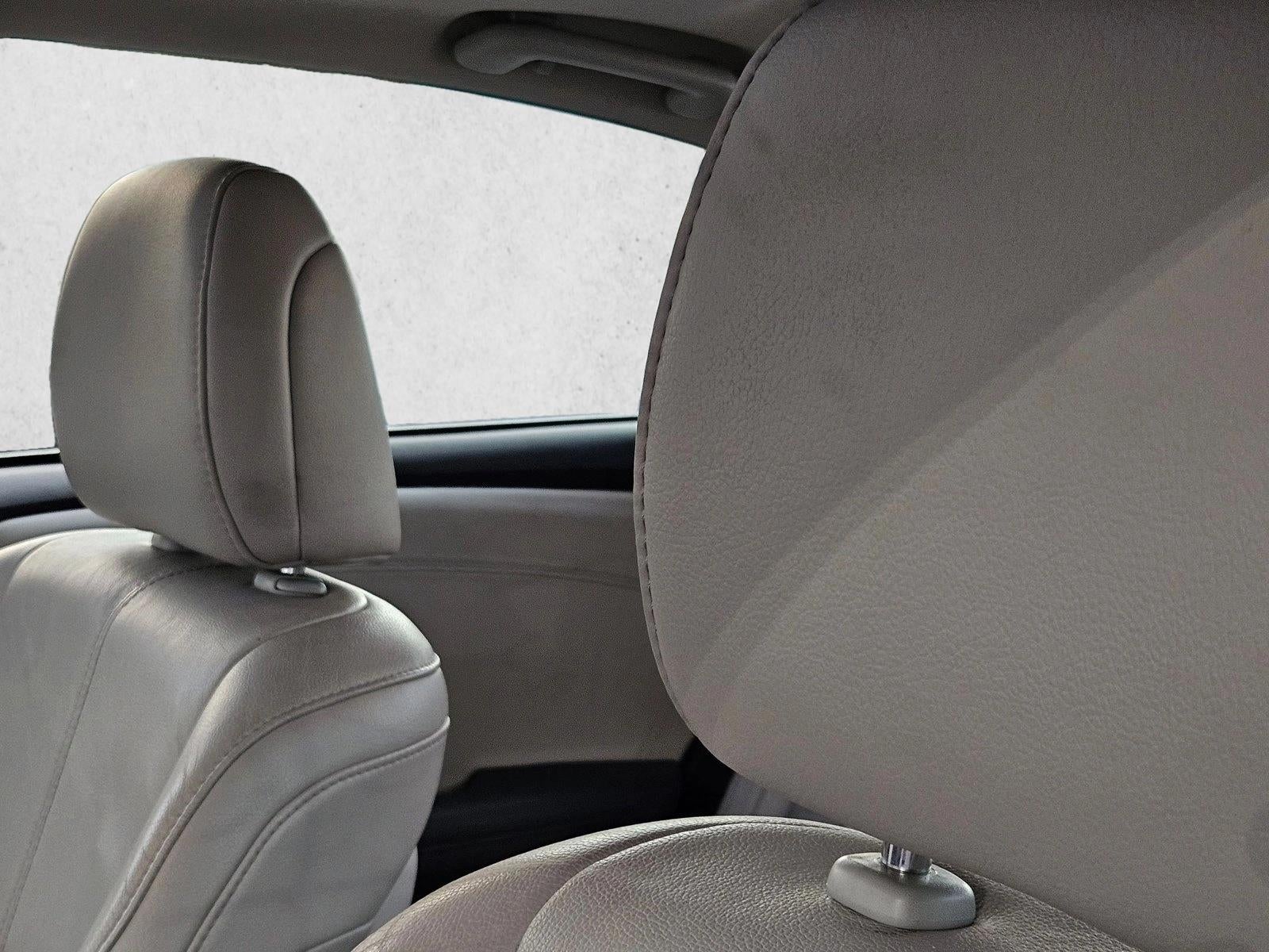 2015 Toyota Avalon Hybrid 4dr Sdn XLE Touring (Natl)