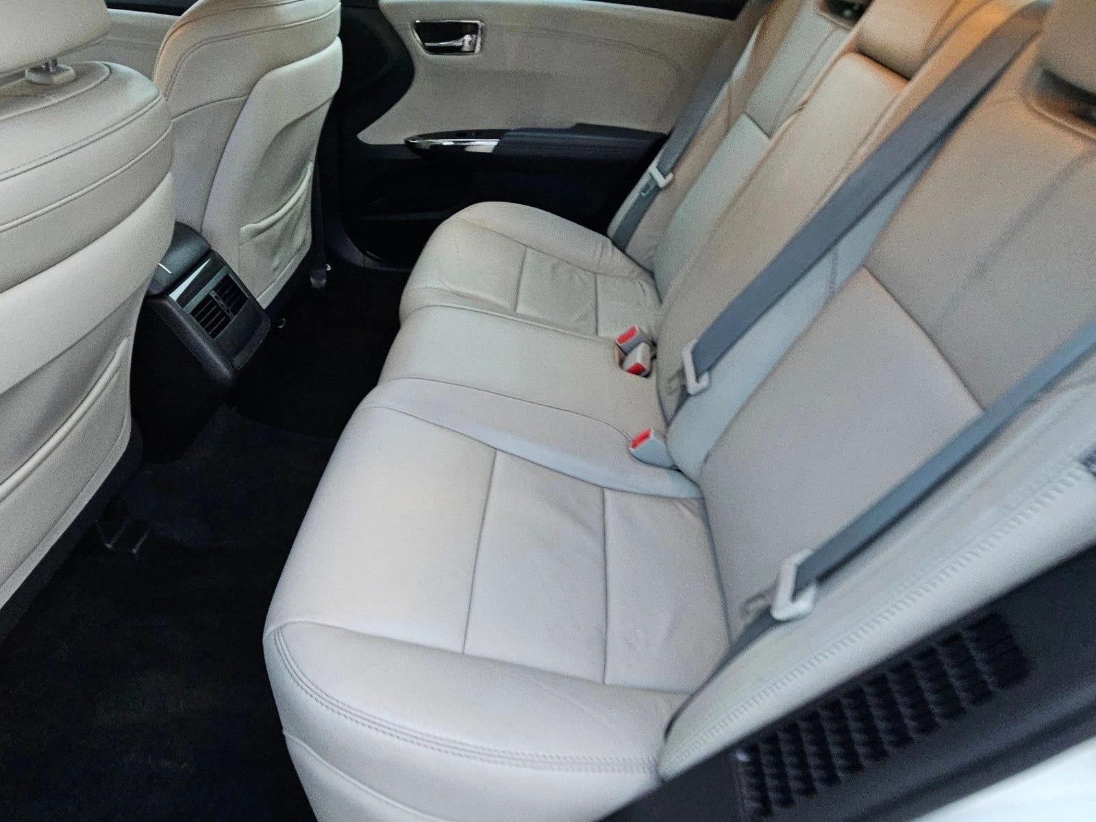 2015 Toyota Avalon Hybrid 4dr Sdn XLE Touring (Natl)