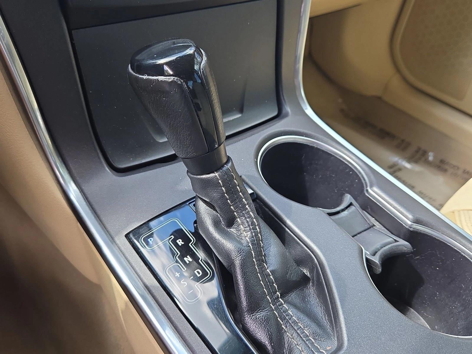 2017 Toyota Camry XLE Auto (SE)
