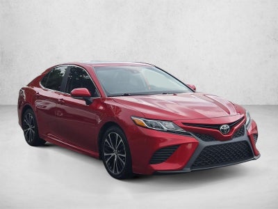 2020 Toyota Camry SE Auto AWD (Natl)