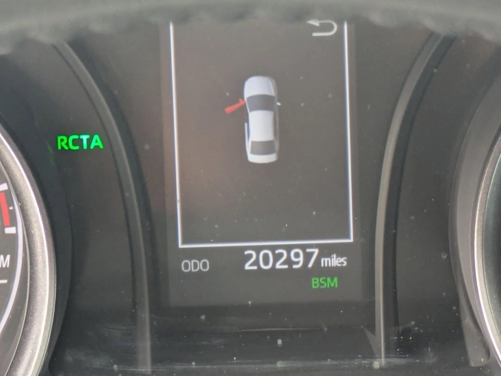 2024 Toyota Camry SE Auto (SE)