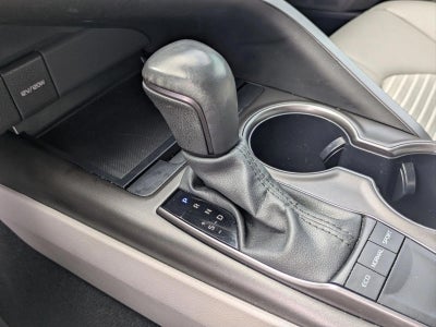 2024 Toyota Camry SE Auto (SE)